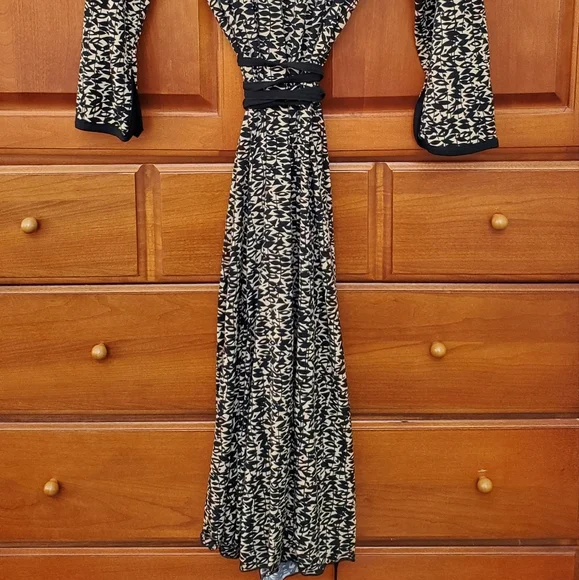 Donating Soon! Max Studio Belted Wrap Dress, Size XS - Picture 2 of 7